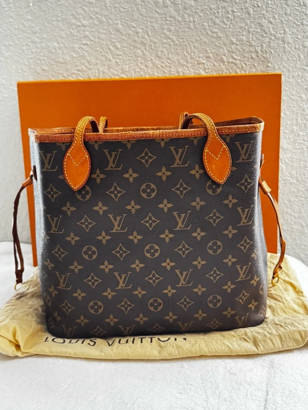 Louis Vuitton Authentic Neverfull MM Monogram Canvas Brown Tote Bag